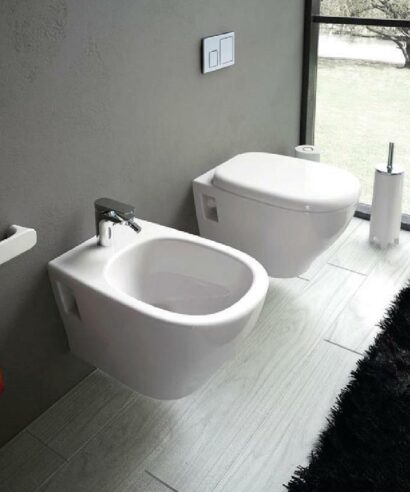 Vaso e bidet ten sospesa